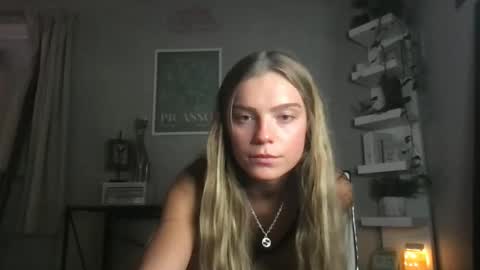 Snapshot of savxoxoxo chatting on 3, 12, 2025 Savxoxoxo online show from 3, 12, 2025