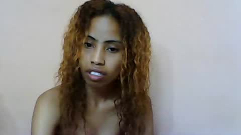 Snapshot of sayaah01 chatting on 10, 6, 2026 sayaah01 online show from 10, 6, 2026