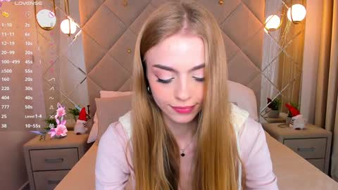 Snapshot of sayl0r_moon chatting on 1, 2, 2025 Kira GMT 7 Mon Thu-Sun 0800am-0200pm online show from 1, 2, 2025