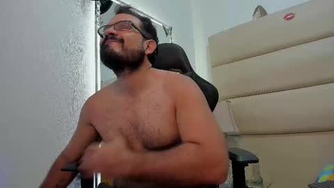 sebastian   muscleman  daddy   the better  latin  lover   online show from 12, 11, 2025