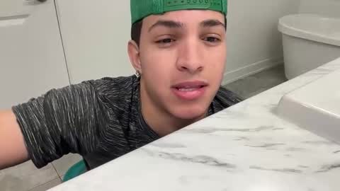 sbouchikh03 online show from 18, 12, 2025