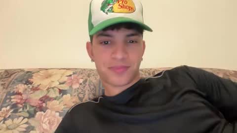 sbouchikh03 online show from 22, 12, 2025