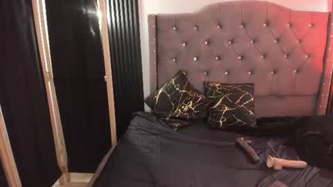 scarbadgirl_ online show from 30, 6, 2026