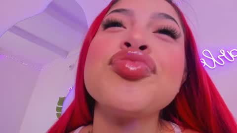 scarleett jones online show from 10, 9, 2025