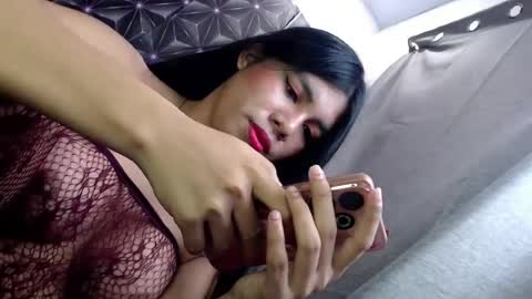 Snapshot of scarlet_111 chatting on 1, 7, 2026 scarlet_111 online show from 1, 7, 2026