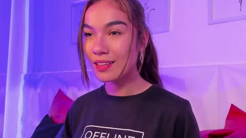 Scarlet online show from 8, 4, 2026