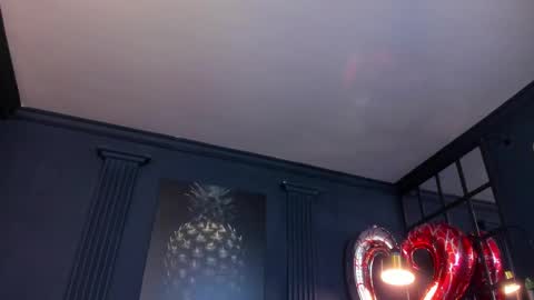 Scarlet Edwars online show from 27, 2, 2025