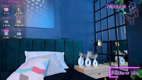 Scarlet Edwars online show from 26, 3, 2026