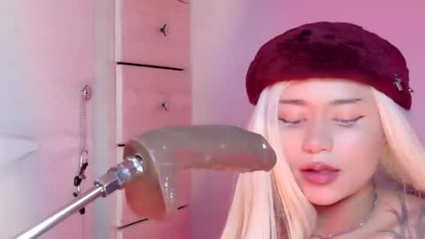 Snapshot of scarlet_gold chatting on 14, 5, 2026 scarlet_gold online show from 14, 5, 2026