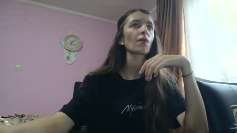 Snapshot of scarlet_rosse chatting on 2, 6, 2026 Scarlet online show from 2, 6, 2026
