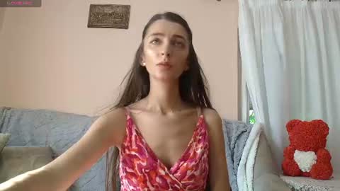 Scarlet online show from 19, 7, 2026