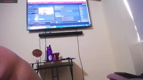 Snapshot of scarlet_tommy chatting on 3, 5, 2026 scarlet_tommy online show from 3, 5, 2026