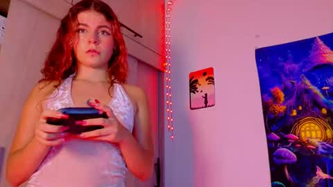 Snapshot of scarletblaze_ chatting on 24, 10, 2025 Scarlet online show from 24, 10, 2025