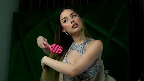 Scarlet online show from 26, 2, 2026