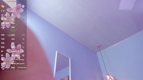 Snapshot of scarletgv chatting on 13, 12, 2024 Scarlet online show from 13, 12, 2024