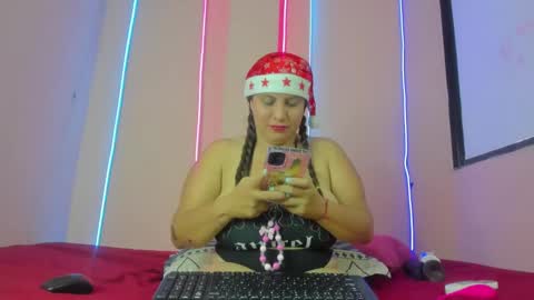 Snapshot of scarleth_blonde chatting on 27, 12, 2024 SCARLETH online show from 27, 12, 2024