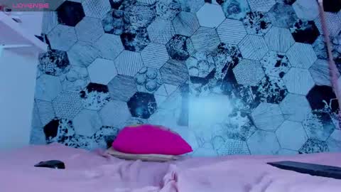 Snapshot of scarleth_blonde chatting on 8, 2, 2025 SCARLETH online show from 8, 2, 2025