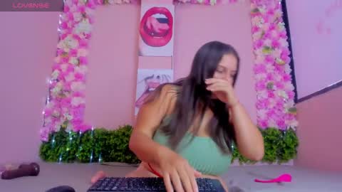 Snapshot of scarleth_blonde chatting on 21, 2, 2025 SCARLETH online show from 21, 2, 2025