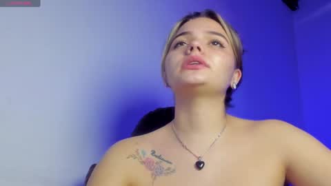 Snapshot of scarleth_owens1 chatting on 27, 12, 2024 online show from 27, 12, 2024