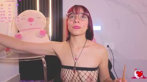 I am  Scarleth  Check mi profile online show from 18, 1, 2026