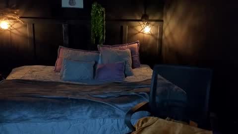 SCARLETH online show from 12, 9, 2025