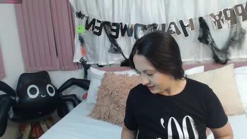 scarlet  online show from 29, 10, 2025