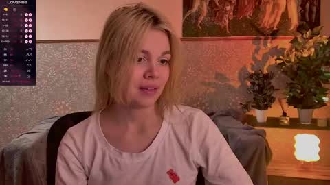 Snapshot of scarletmarney chatting on 25, 5, 2026 scarletmarney online show from 25, 5, 2026