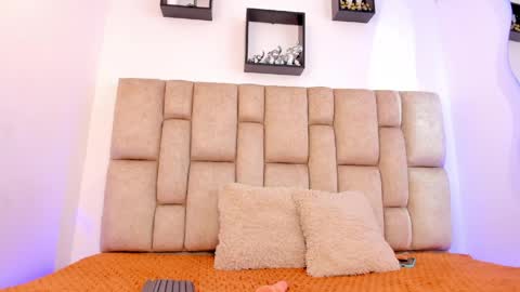 Scarlett online show from 23, 4, 2026