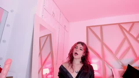 Snapshot of scarletpunk_ chatting on 2, 12, 2024 Scarlet online show from 2, 12, 2024