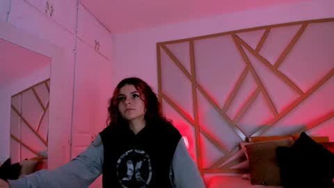Snapshot of scarletpunk_ chatting on 9, 12, 2024 Scarlet online show from 9, 12, 2024