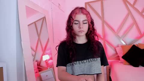 Snapshot of scarletpunk_ chatting on 11, 1, 2025 Scarlet online show from 11, 1, 2025