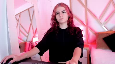 Snapshot of scarletpunk_ chatting on 28, 1, 2025 Scarlet online show from 28, 1, 2025