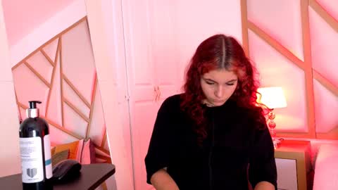 Snapshot of scarletpunk_ chatting on 24, 2, 2025 Scarlet online show from 24, 2, 2025