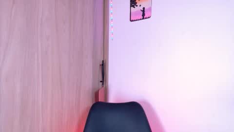 Scarlet online show from 13, 10, 2025