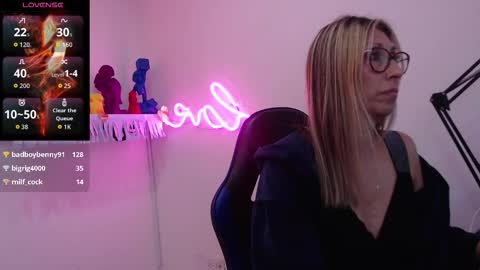 Scarlett online show from 5, 1, 2026