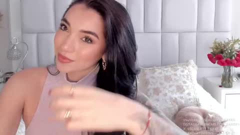 juli online show from 18, 2, 2025