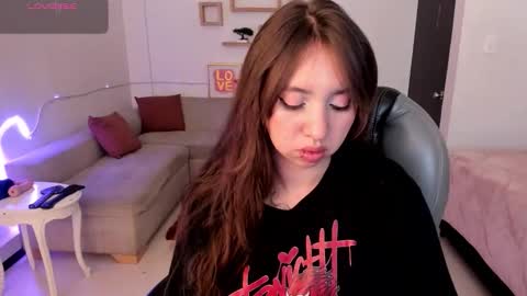 Scarlett online show from 4, 11, 2025