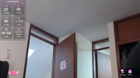 Scarlett Anaiz online show from 9, 11, 2025