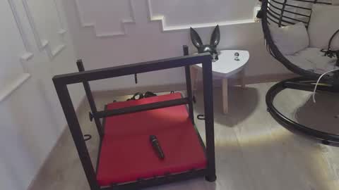 Scarlett Collins online show from 31, 1, 2025