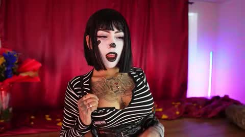 Snapshot of scarlett_collins01 chatting on 15, 2, 2026 Scarlett Collins online show from 15, 2, 2026