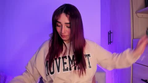 SCARLETT COLLINS online show from 7, 1, 2026