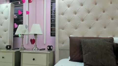 scarlett_leblanc_ online show from 17, 4, 2026