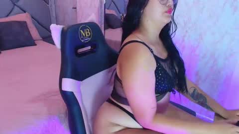 scarlett montoya  online show from 6, 1, 2026