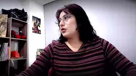 Snapshot of scarlett_sen chatting on 27, 2, 2026 Mistress Scarlett online show from 27, 2, 2026