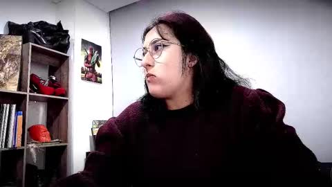 Snapshot of scarlett_sen chatting on 2, 3, 2026 Mistress Scarlett online show from 2, 3, 2026