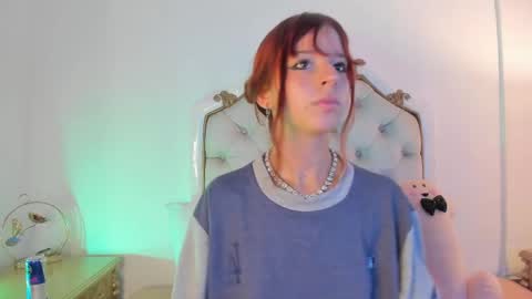 Snapshot of scarlett_smith_3 chatting on 2, 6, 2026 scarlett smith 3 online show from 2, 6, 2026