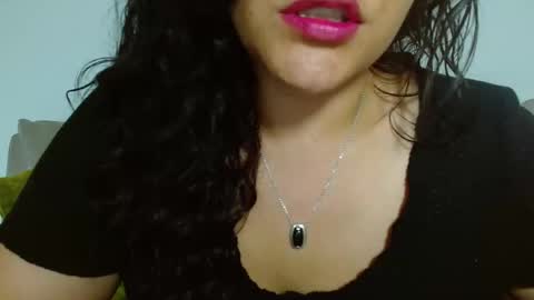 hellen  online show from 20, 4, 2026