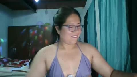 Snapshot of scarlett_widow chatting on 9, 10, 2025 scarlett_widow online show from 9, 10, 2025