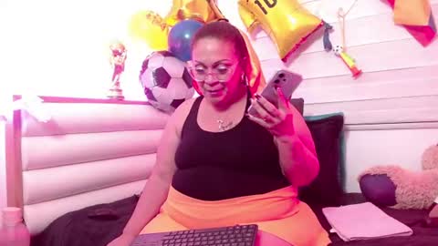 Snapshot of scarlettbooty chatting on 19, 6, 2026 scarlettbooty online show from 19, 6, 2026