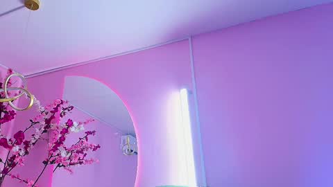 SCARLETTE online show from 5, 3, 2025